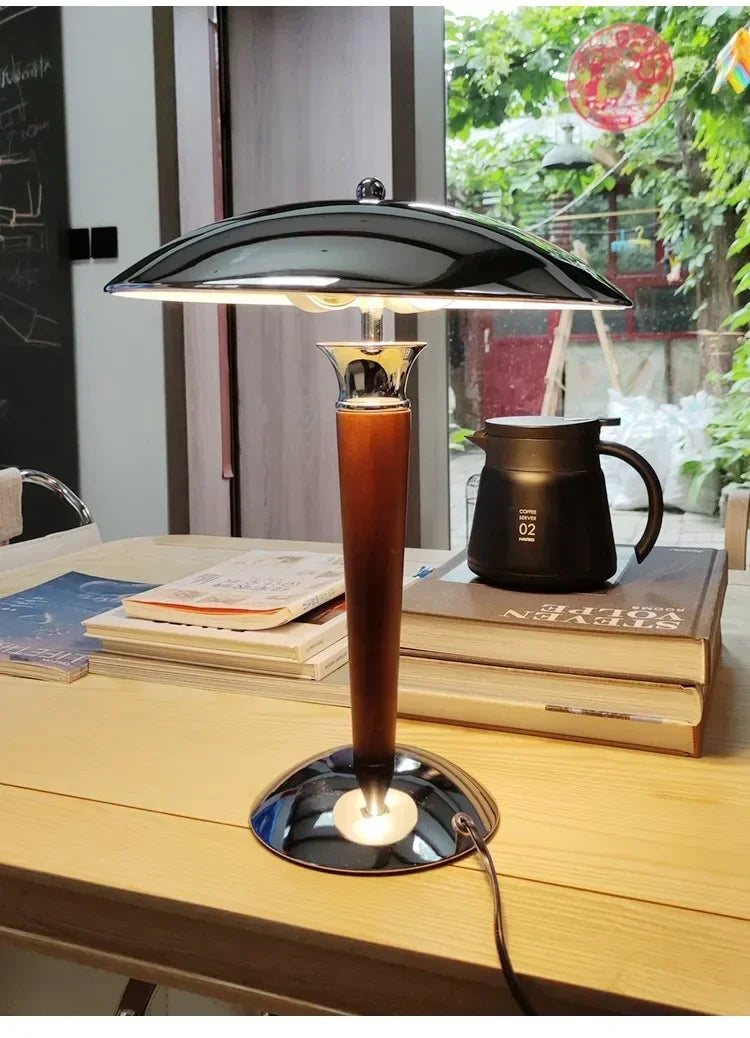Industrial Style Desk Lamp Medieval Home Decoration Wood /iron Hotel lights Nostalgic High-end Office Desk E14 bulb Lamps