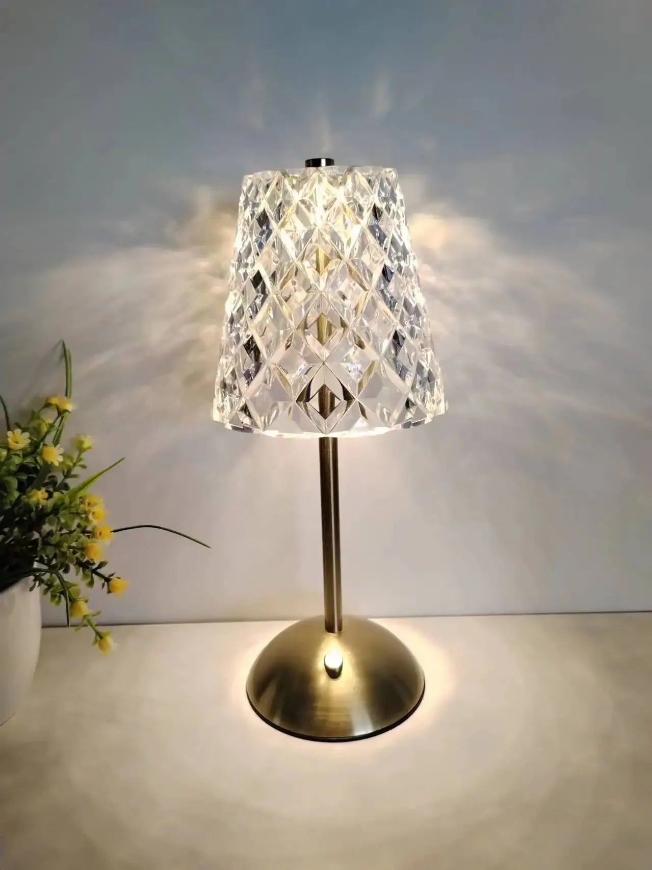Rechargeable Crystal LED Table Lamp Touch Sensor Dimmable Desktop Nightlight Reading Lamp For Bar Hotel Restaurant Bedroom Decor