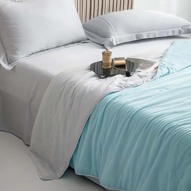 High Quality Cooling Blankets Smooth Air Condition Comforter Lightweight Summer Quilt with Double Side Cold & Cooling Fabric
