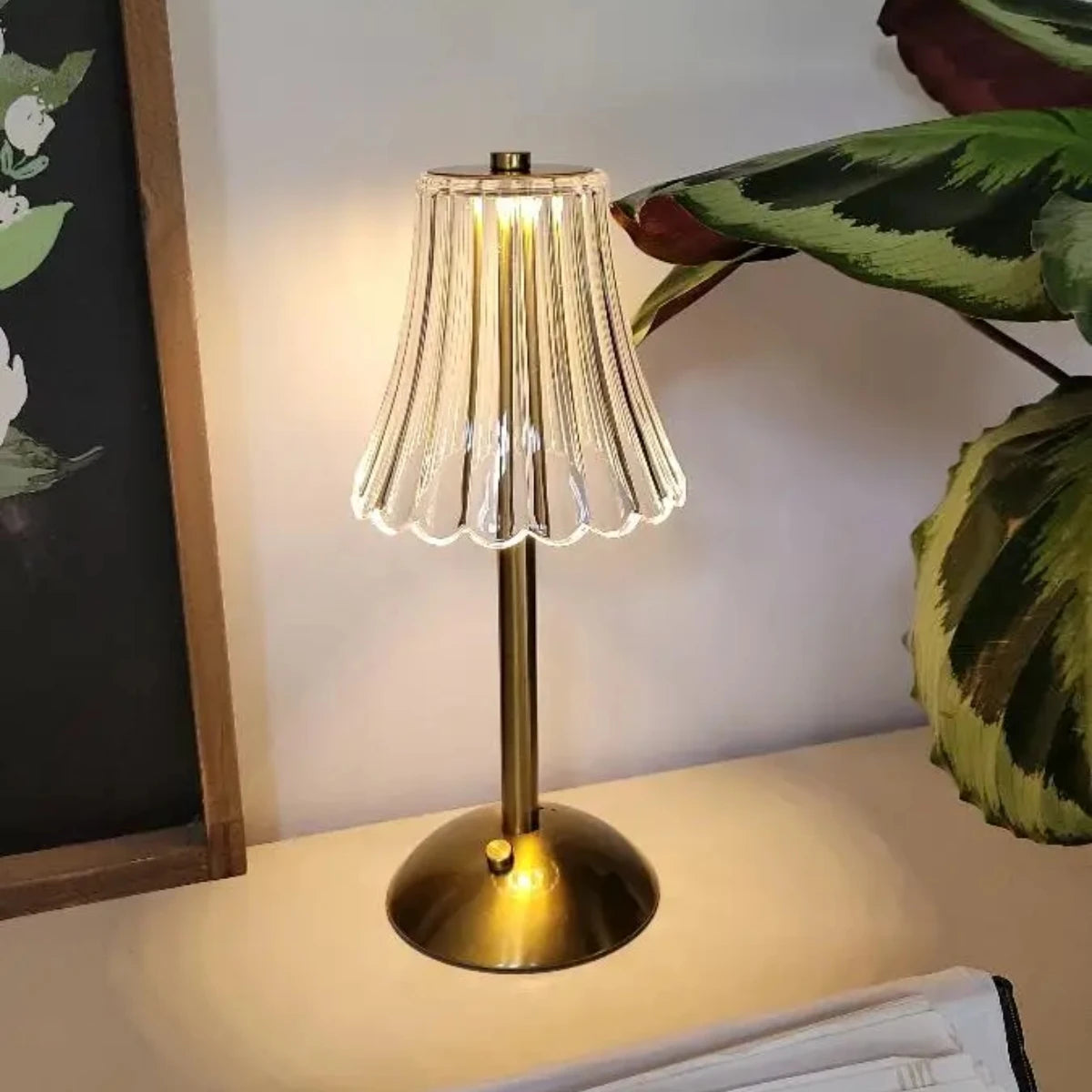 Crystal Romantic Table Lamp - Suitable for bedroom, desk, and dining room decoration, retro touch table lamp