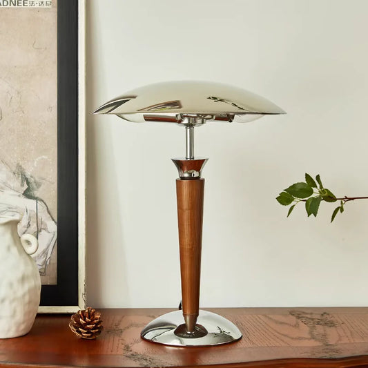 Industrial Style Desk Lamp Medieval Home Decoration Wood /iron Hotel lights Nostalgic High-end Office Desk E14 bulb Lamps