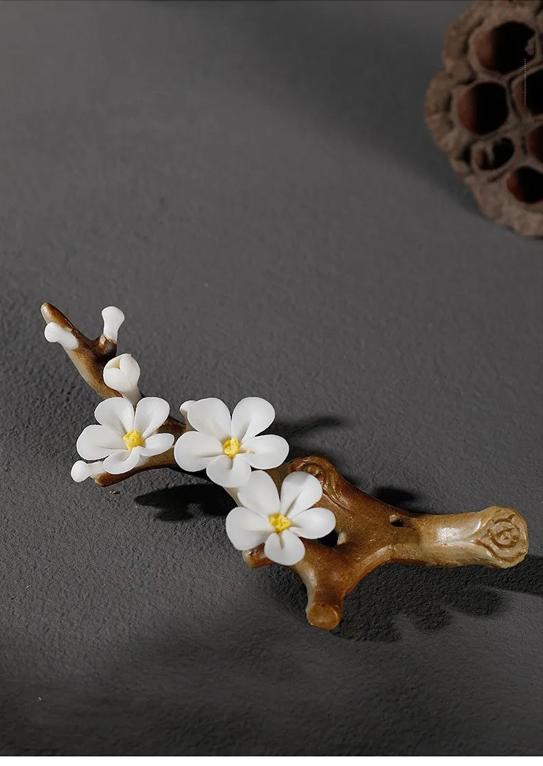 Ceramic Plum Blossom Pen Rest Home Desktop Joss-stick Base Incense Ceremony Ornaments Zen Tea Ceremony Accessories Tea Pets