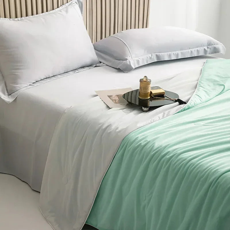 High Quality Cooling Blankets Smooth Air Condition Comforter Lightweight Summer Quilt with Double Side Cold & Cooling Fabric