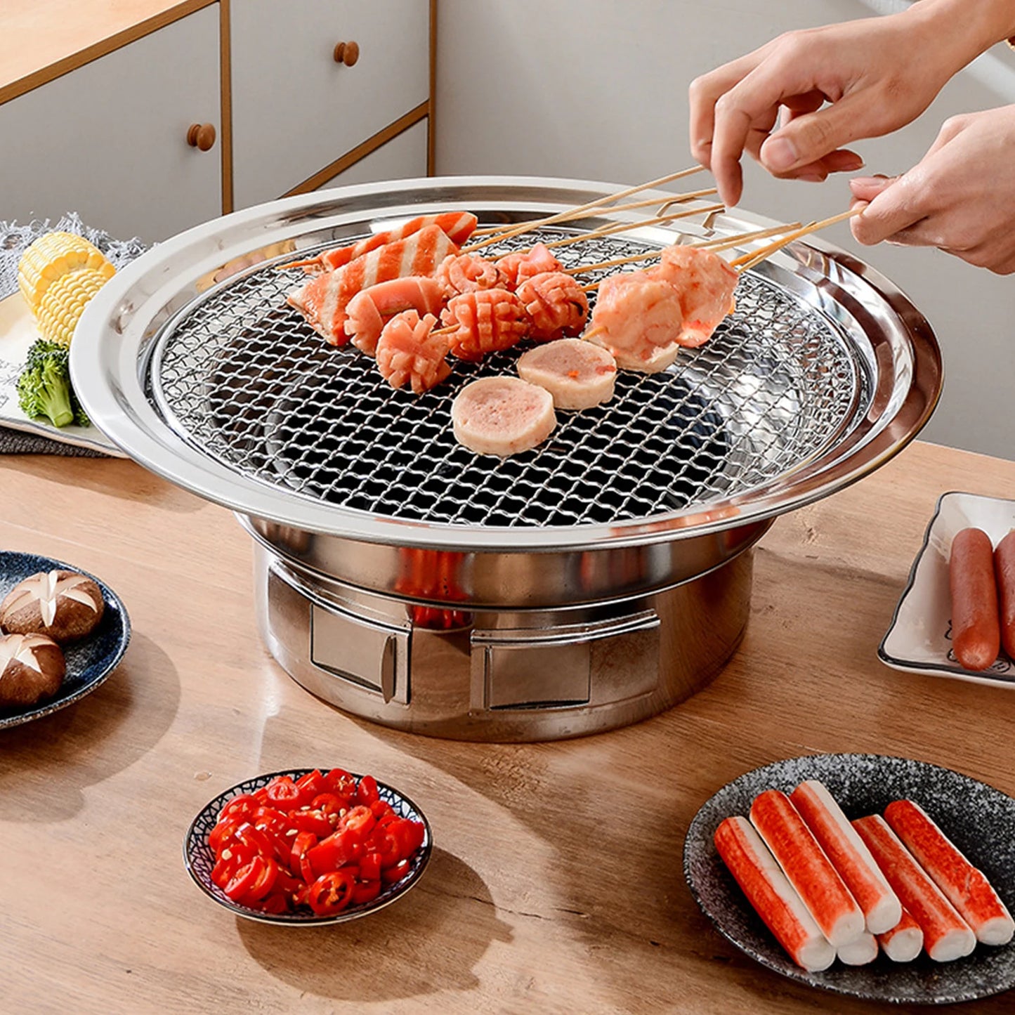 13 Inch Korean BBQ Grill Multifunctional Charcoal Barbecue Grill Round Camping Grill Stove Tabletop Smoker Grill Grilled Net & Tray