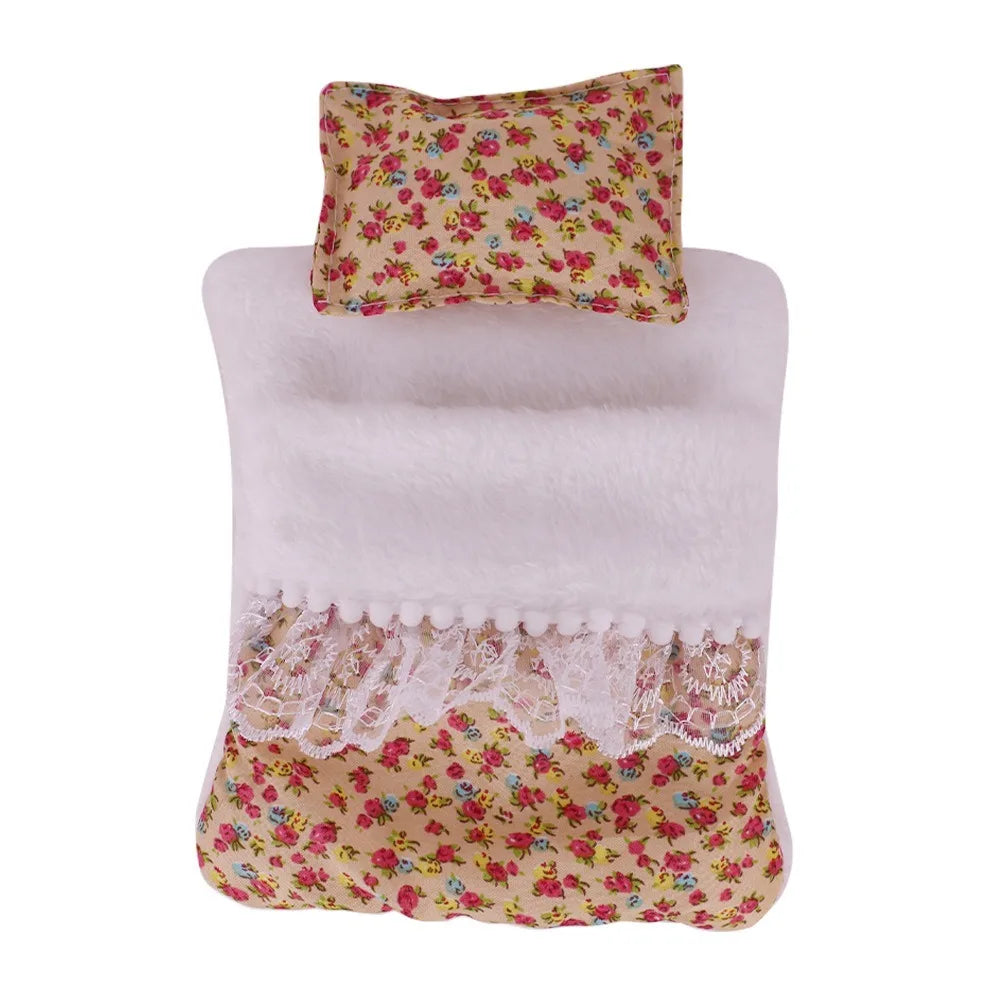 For 17cm Labubu Doll Accessories Sleeping Bag Cute Lace Style Doll Quilts Pillow Flower Strawberry Soft Doll Decoration Toys