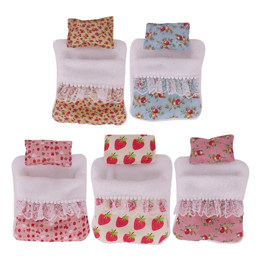 For 17cm Labubu Doll Accessories Sleeping Bag Cute Lace Style Doll Quilts Pillow Flower Strawberry Soft Doll Decoration Toys