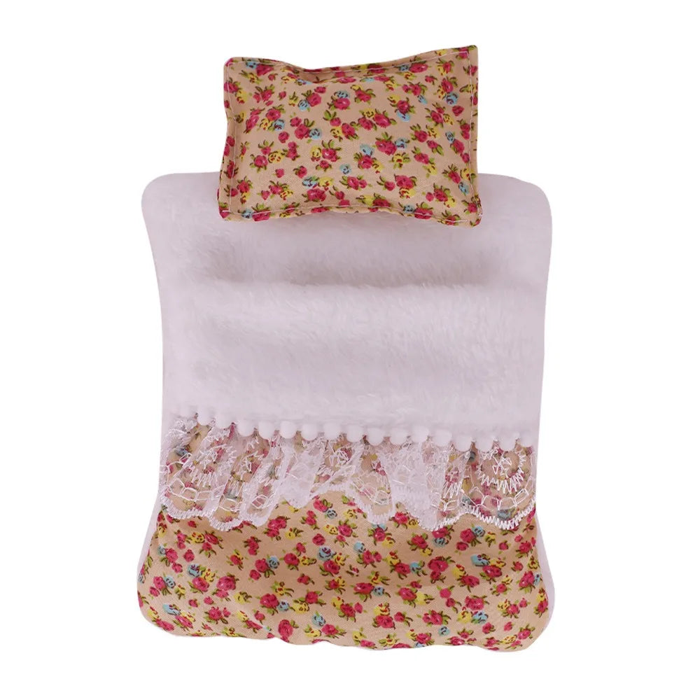 For 17cm Labubu Doll Accessories Sleeping Bag Cute Lace Style Doll Quilts Pillow Flower Strawberry Soft Doll Decoration Toys