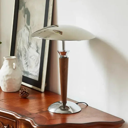 Industrial Style Desk Lamp Medieval Home Decoration Wood /iron Hotel lights Nostalgic High-end Office Desk E14 bulb Lamps