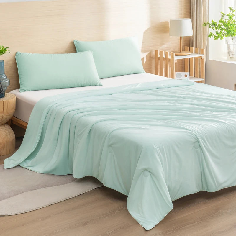 Cooling Blanket for Bed Silky Air Condition Comforter Lightweight Cooled Ice Summer Quilt with Double Side Cold & Cooling Fabric