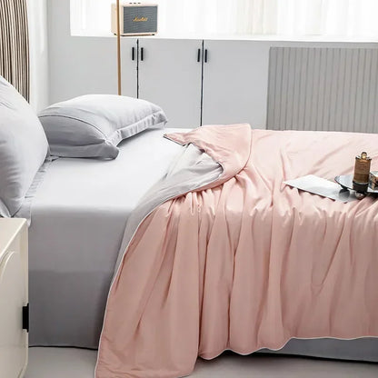 High Quality Cooling Blankets Smooth Air Condition Comforter Lightweight Summer Quilt with Double Side Cold & Cooling Fabric