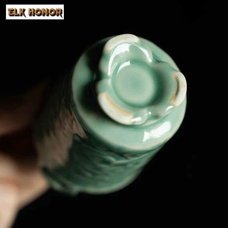 Yue Kiln Celadon Incense Burner Relief Cloud Tripod Art Agarwood Vertical Line Insert Seat Aromatherapy Furnace Home Decoration