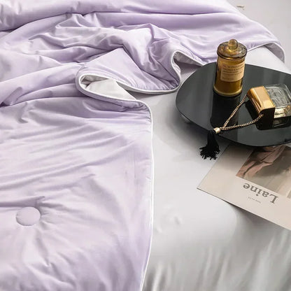 High Quality Cooling Blankets Smooth Air Condition Comforter Lightweight Summer Quilt with Double Side Cold & Cooling Fabric