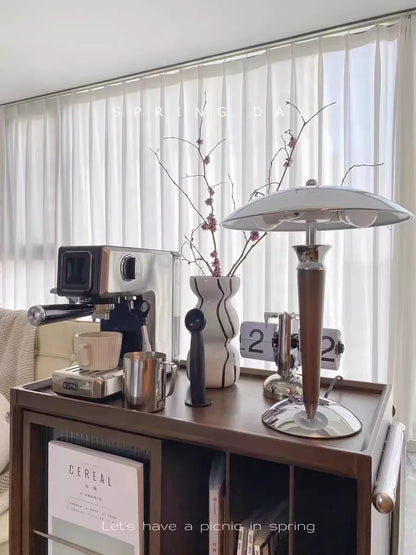 Industrial Style Desk Lamp Medieval Home Decoration Wood /iron Hotel lights Nostalgic High-end Office Desk E14 bulb Lamps
