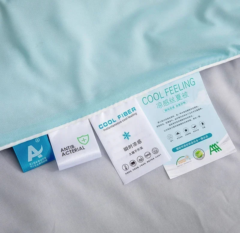 High Quality Cooling Blankets Smooth Air Condition Comforter Lightweight Summer Quilt with Double Side Cold & Cooling Fabric
