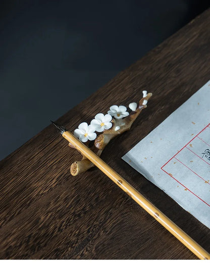 Ceramic Plum Blossom Pen Rest Home Desktop Joss-stick Base Incense Ceremony Ornaments Zen Tea Ceremony Accessories Tea Pets